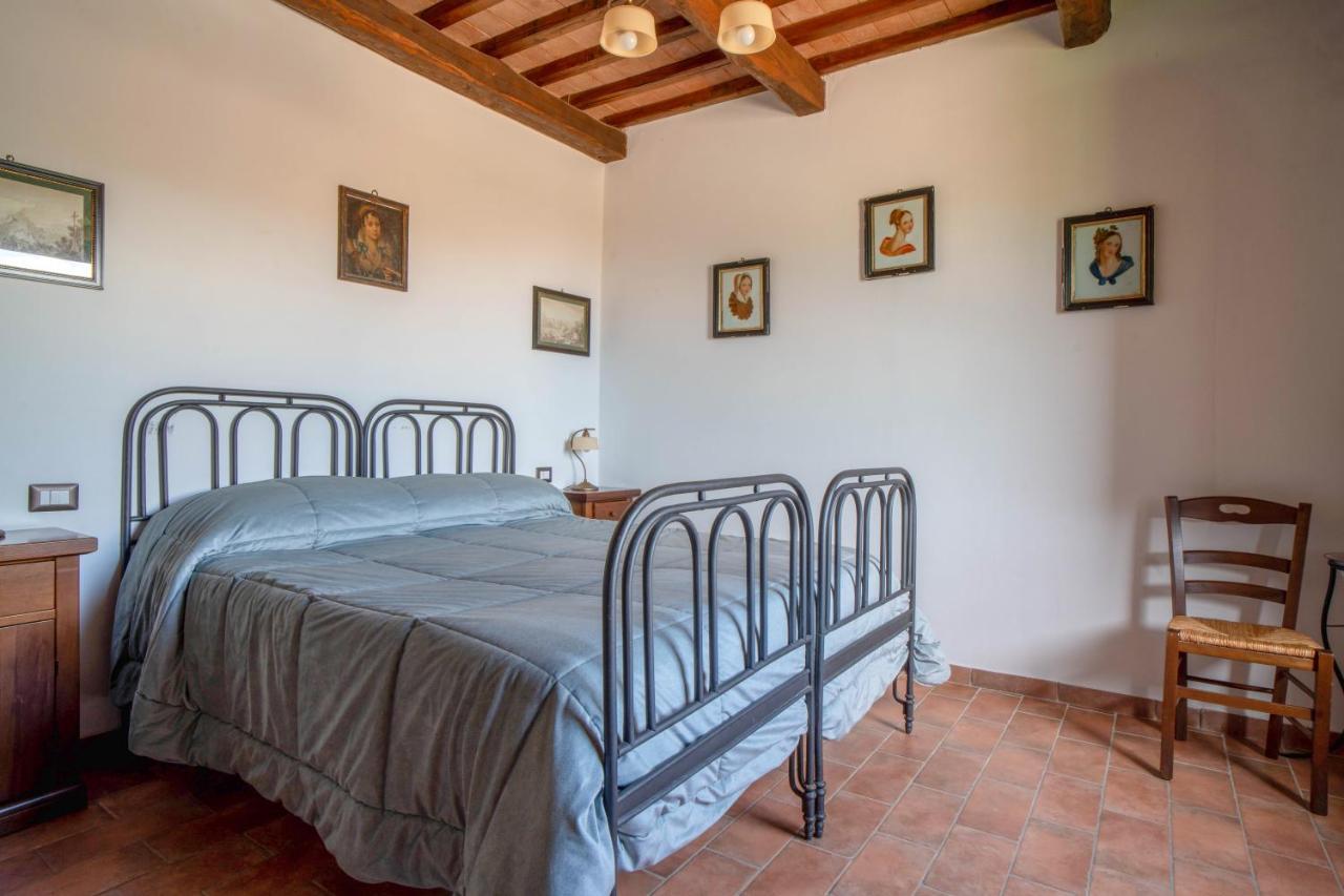 Agriturismo Gli Alberelli 아쿠아펜덴테 외부 사진