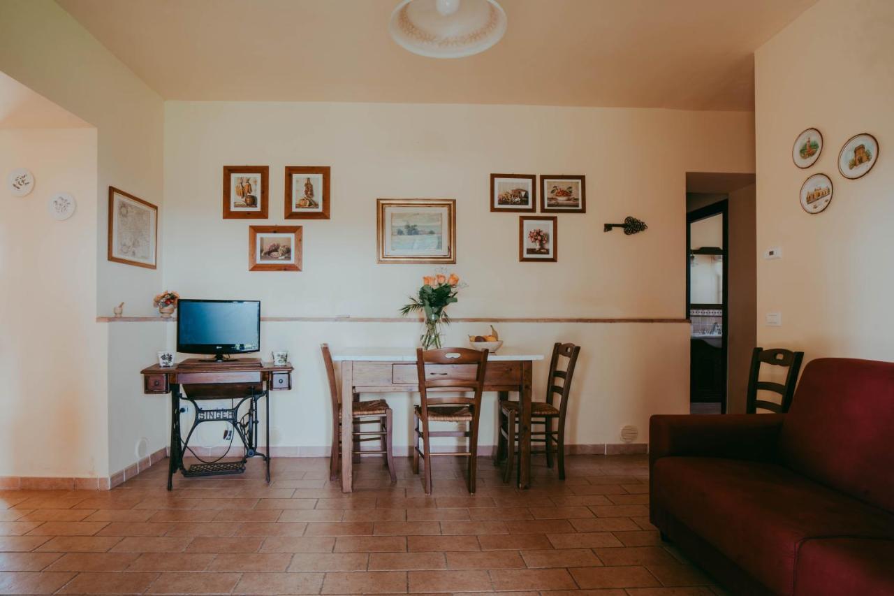Agriturismo Gli Alberelli 아쿠아펜덴테 외부 사진
