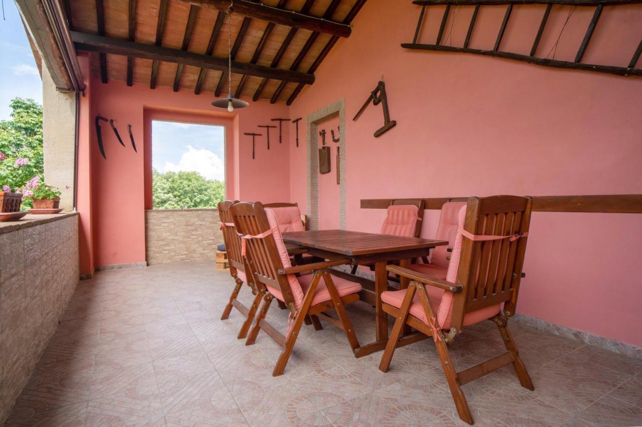 Agriturismo Gli Alberelli 아쿠아펜덴테 외부 사진